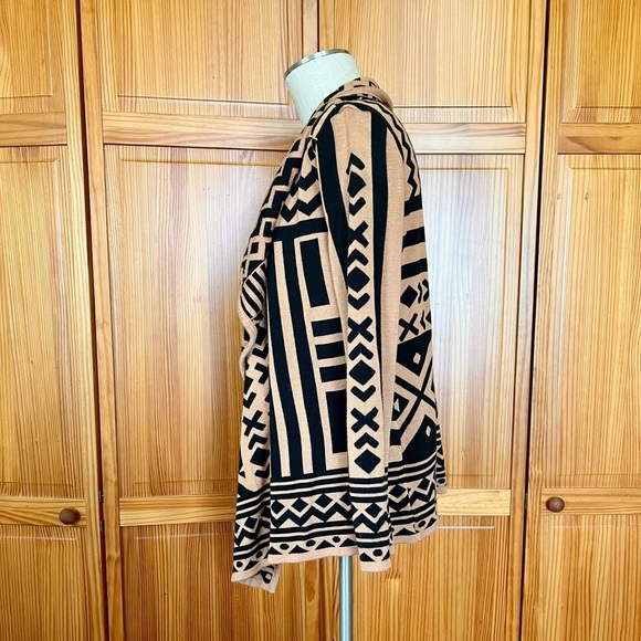 Bar III Small Black Brown Open Front Drape Cardigan Sweater Aztec Southwestern - Picture 4 of 7